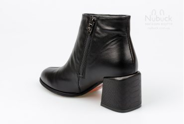 Демісезонні жіночі черевики Lirio HB407