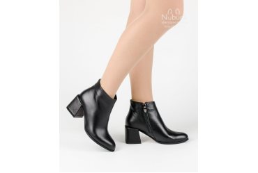 Демісезонні жіночі черевики Lirio HB407