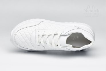 Жіночі кросівки Morento 21155-033 white