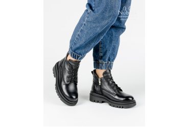 Зимние женские ботинки Morento AST-138 black